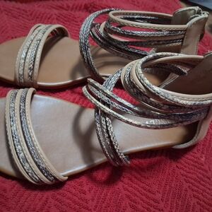 Elegant Tan and Gold Women's Sandals Size 38 Which Is US size 7.5,8